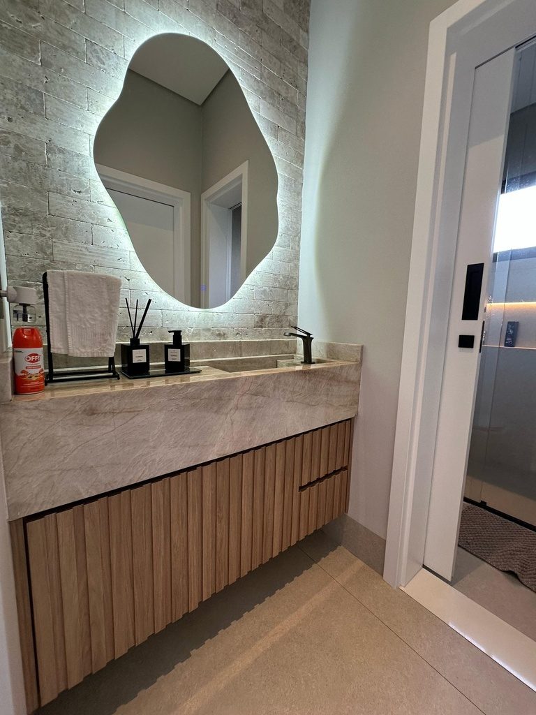 2ee1a729-f055-492d-99ad-bd483ecec209