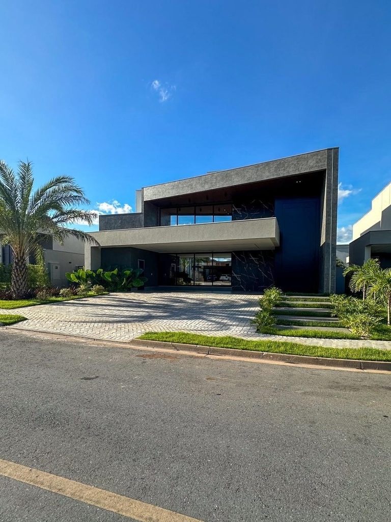 6599ff3b-0c91-404b-a5e9-1fed704bc1eb (1)