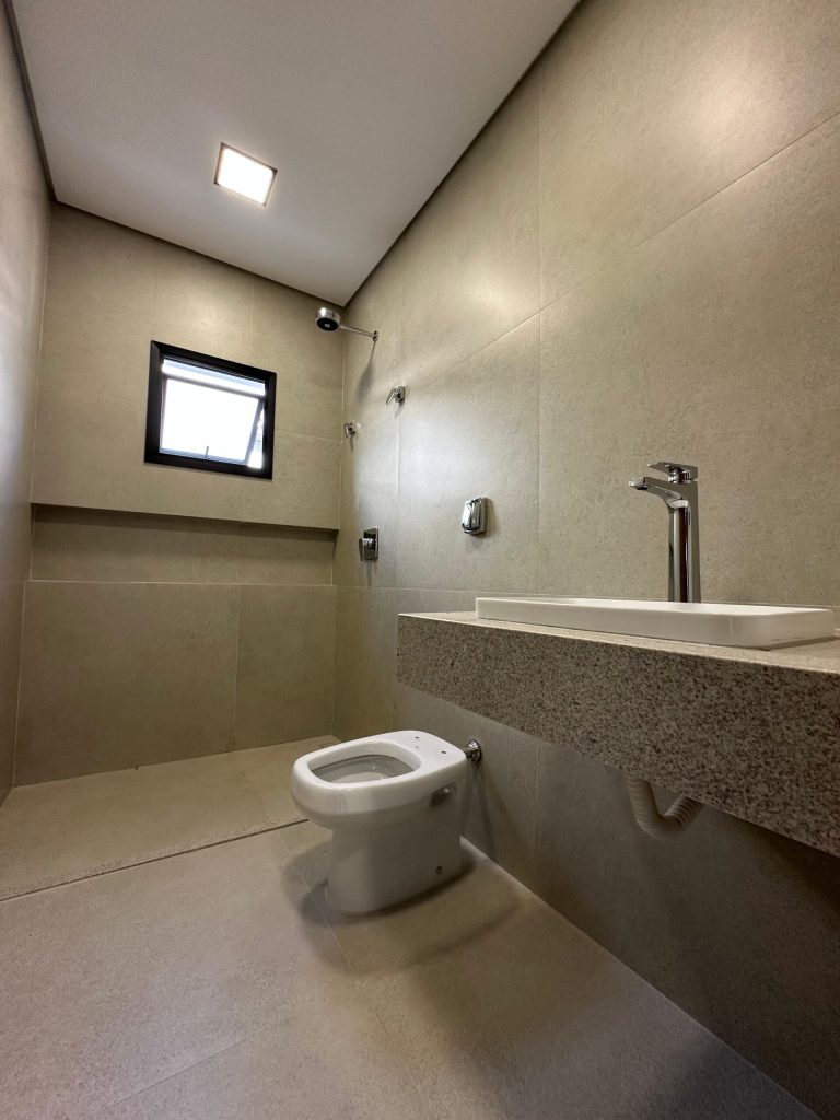 Casa no condomínio Alphaville II (13)