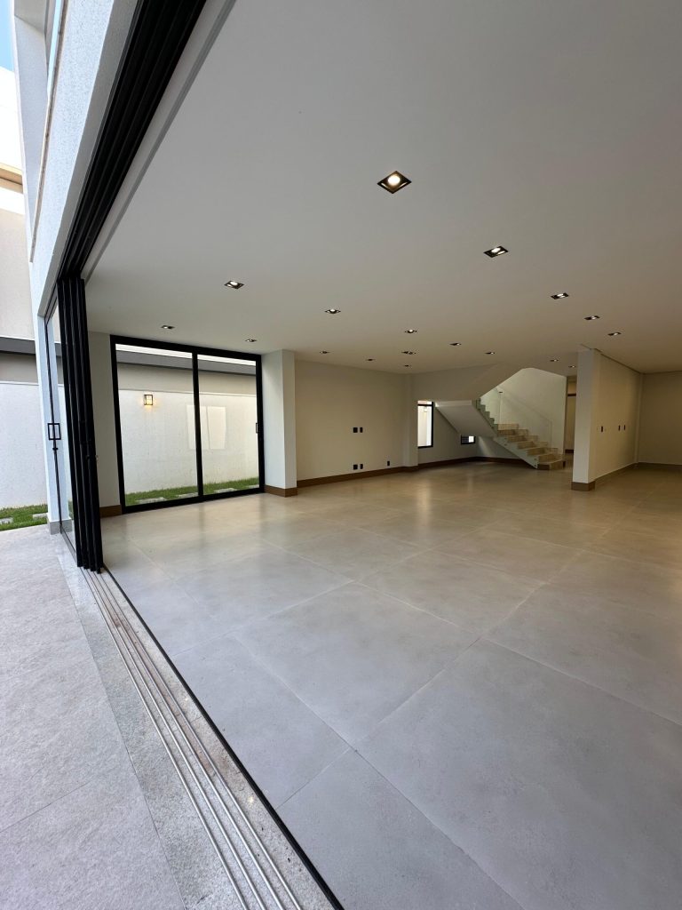 Casa no condomínio Alphaville II (16)