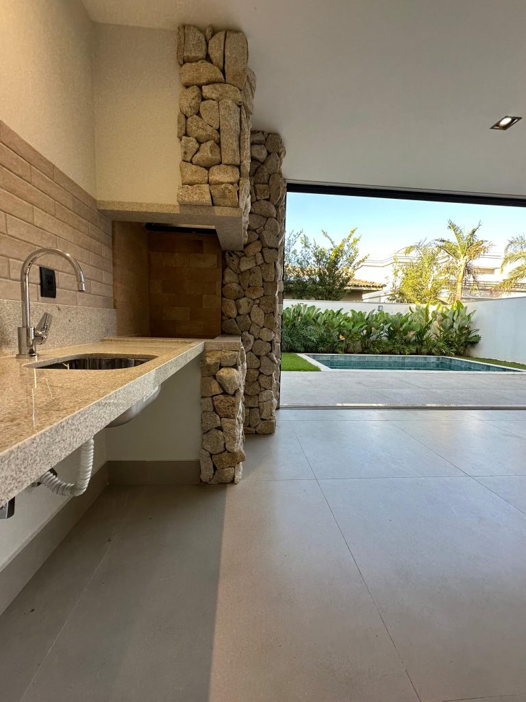 Casa no condomínio Alphaville II (4)