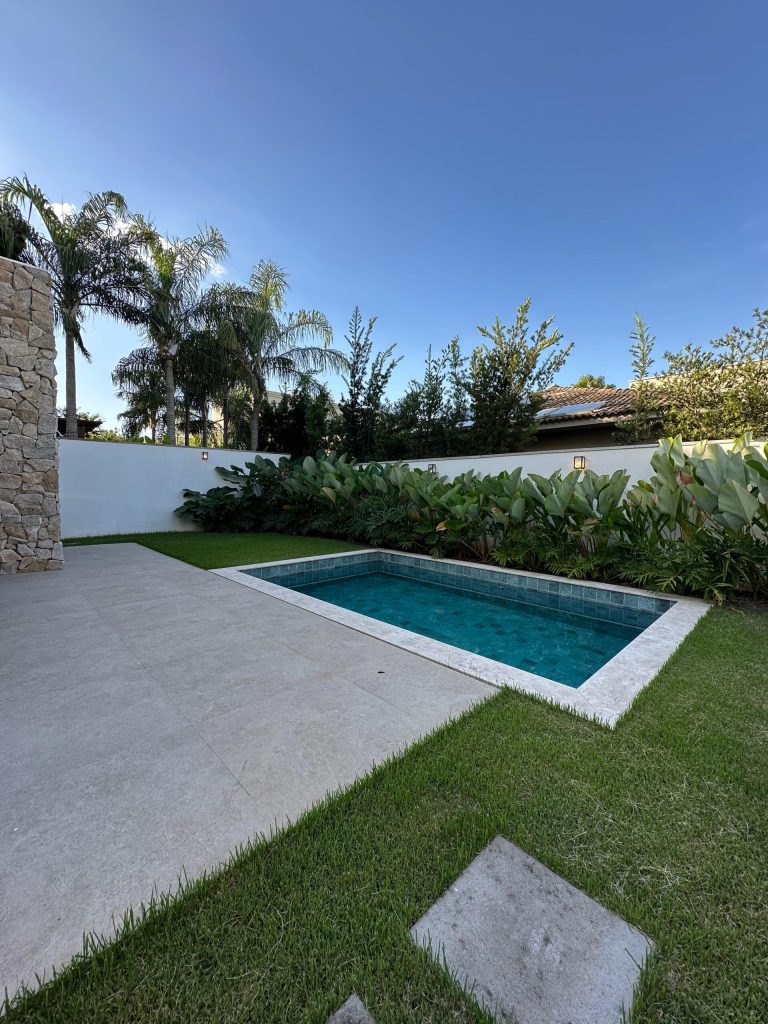 Casa no condomínio Alphaville II (6)