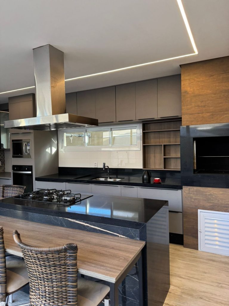 Casa no condomínio - Belvedere I (2)