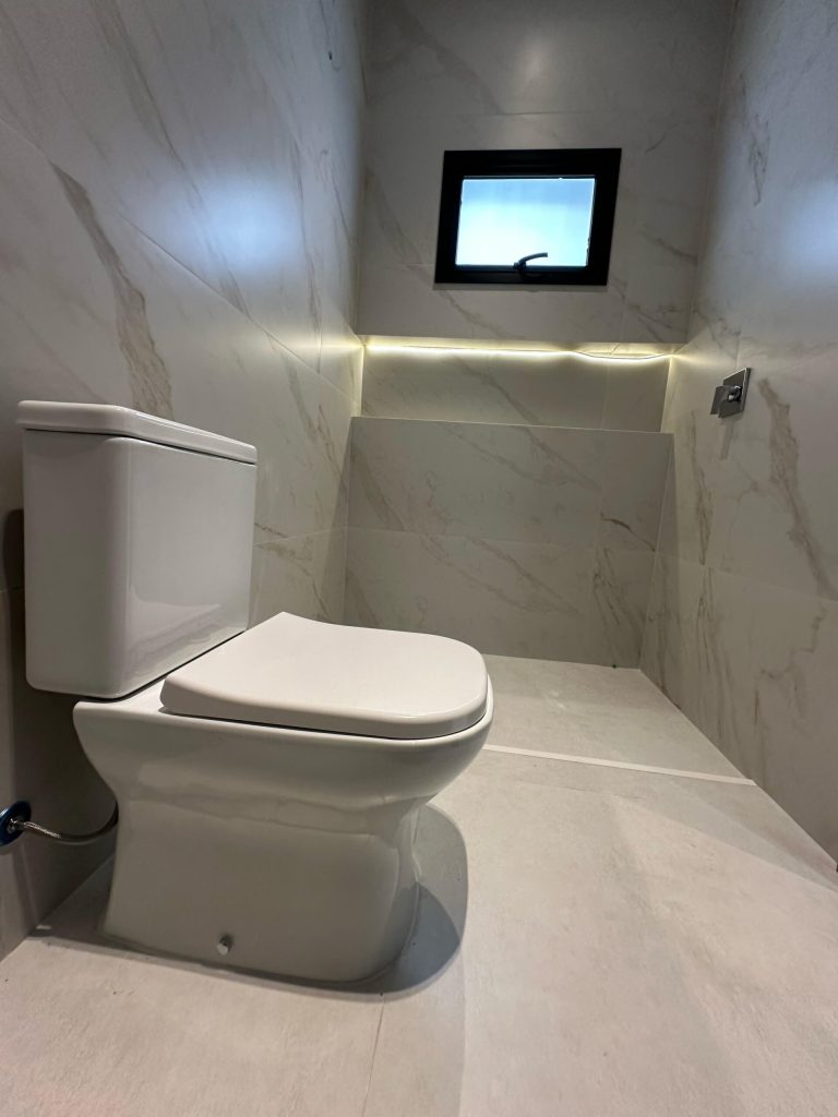 Casa no condomínio Belvedere II (2)