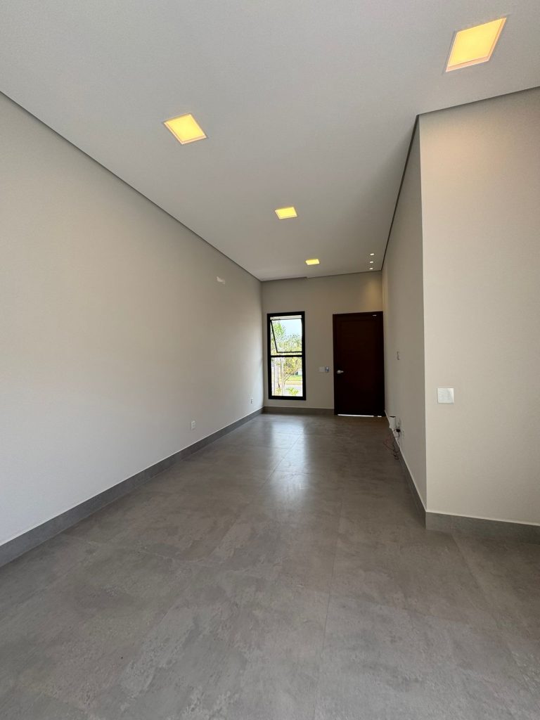 Casa no condomínio Belvedere II (2)