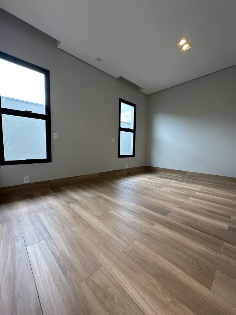 Casa no condomínio Belvedere II (4)