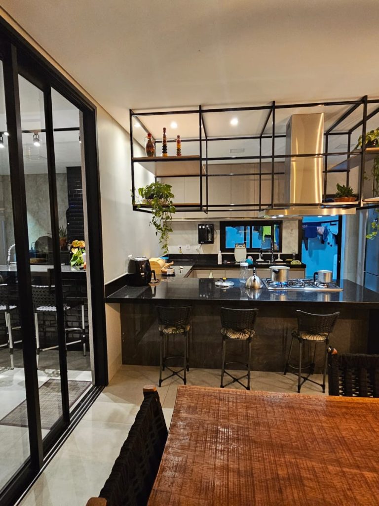 Casa no condomínio Florais Itália (18)