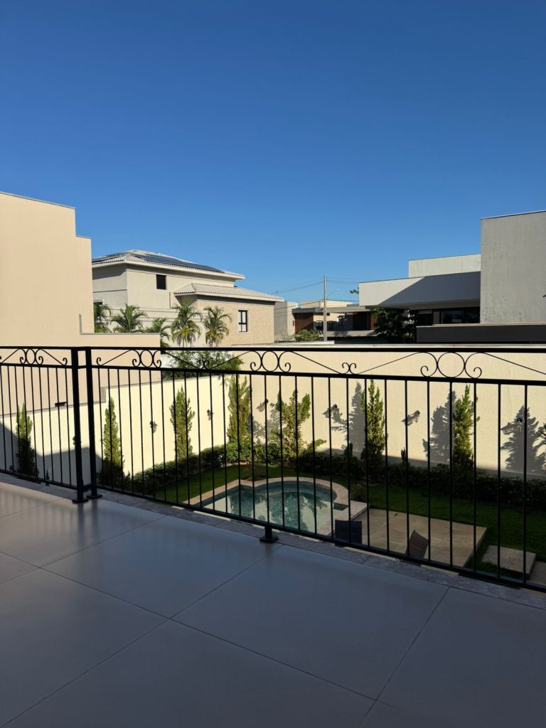 Casa no condomínio -Florais Itália (29)