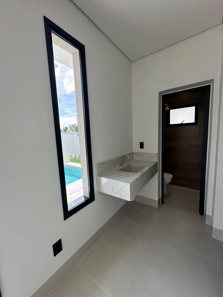 Casa no condomínio Florais da mata (17)