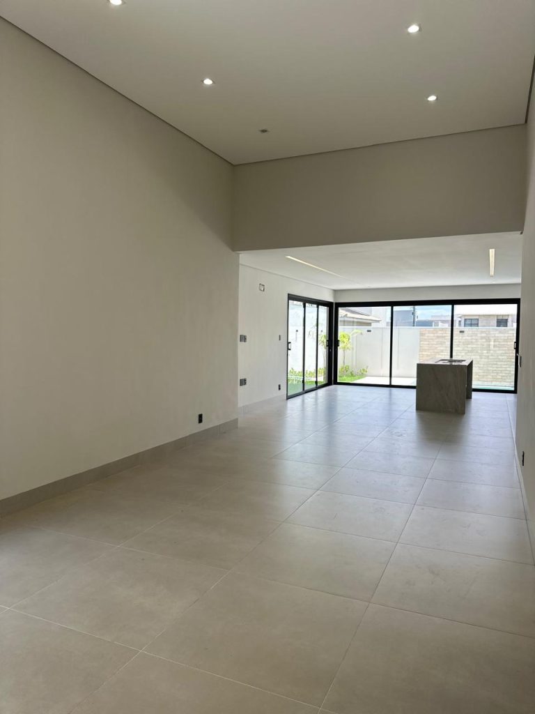 Casa no condomínio Florais da mata (24)