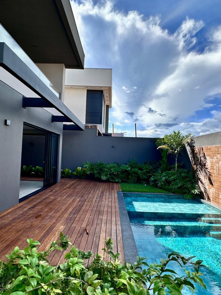 Casa no condomínio Florais do Parque (10)