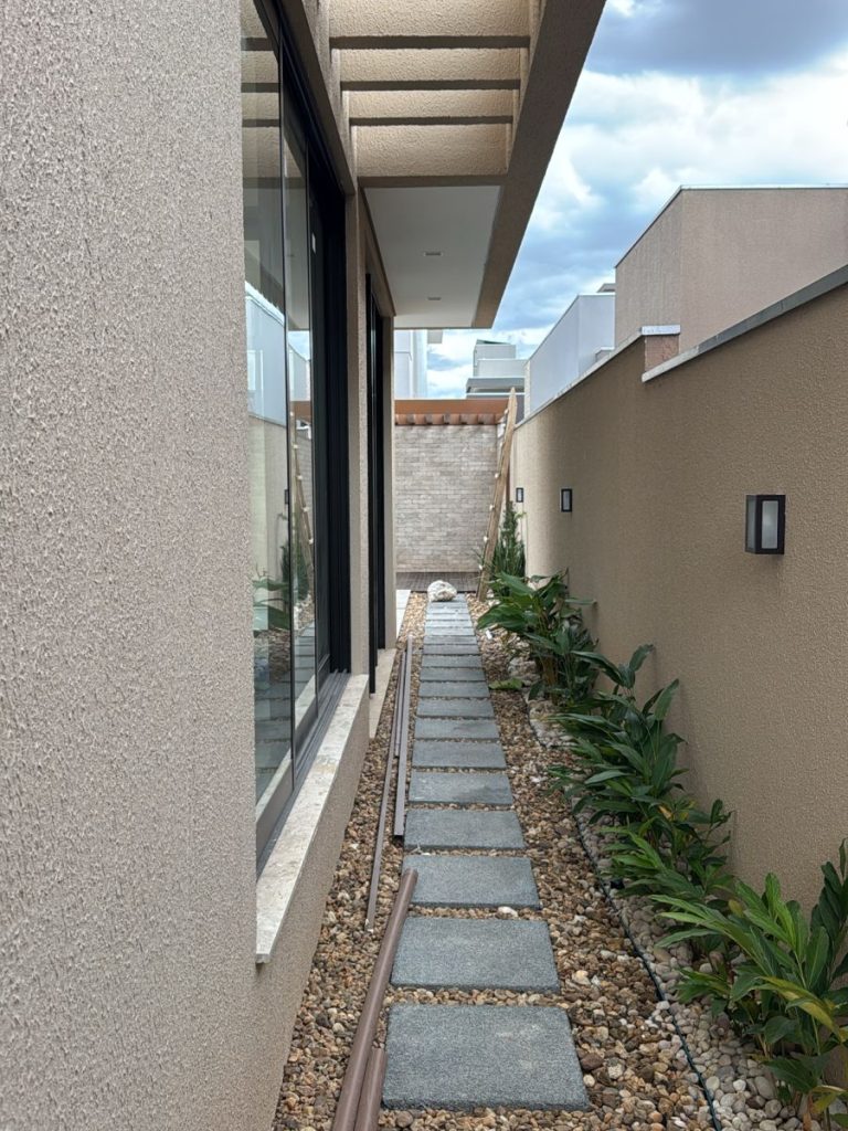 Casa no condomínio Florais do Parque (7)