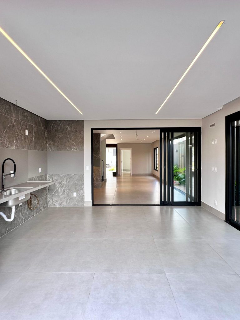 Casa no condomínio Florais do Parque (9)