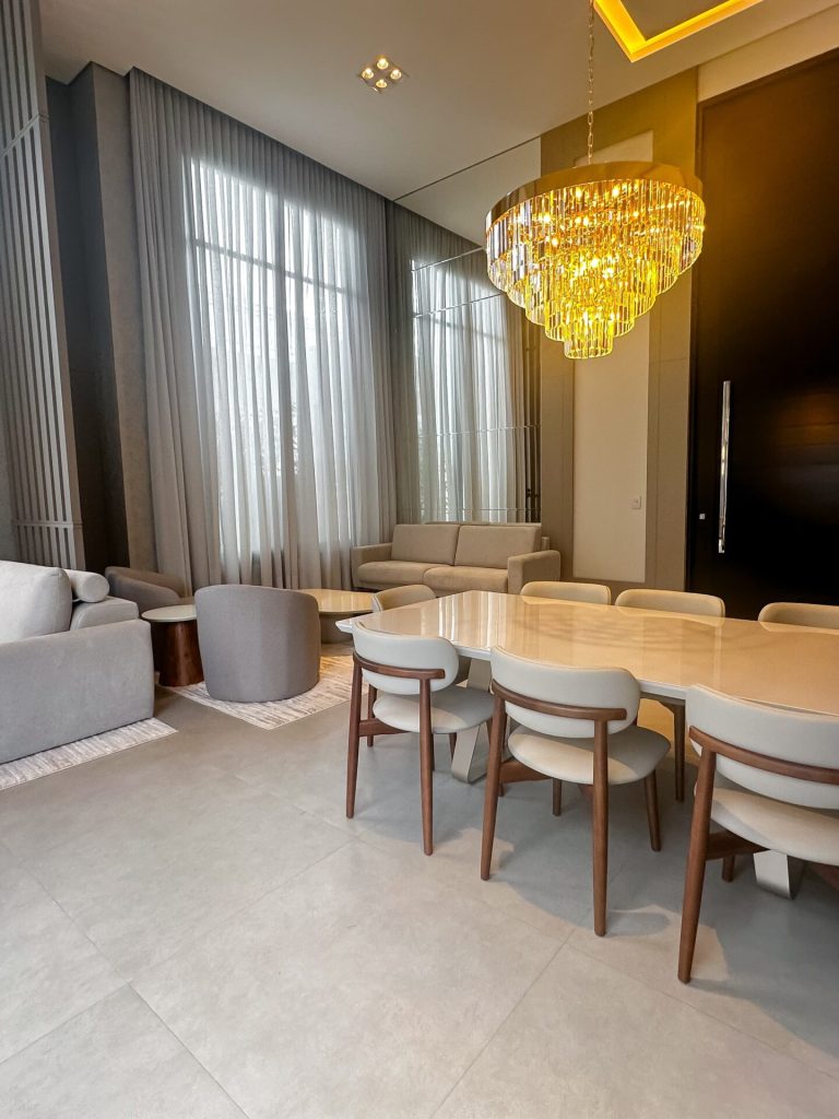 Casa no condomínio Florais do Valle (11)