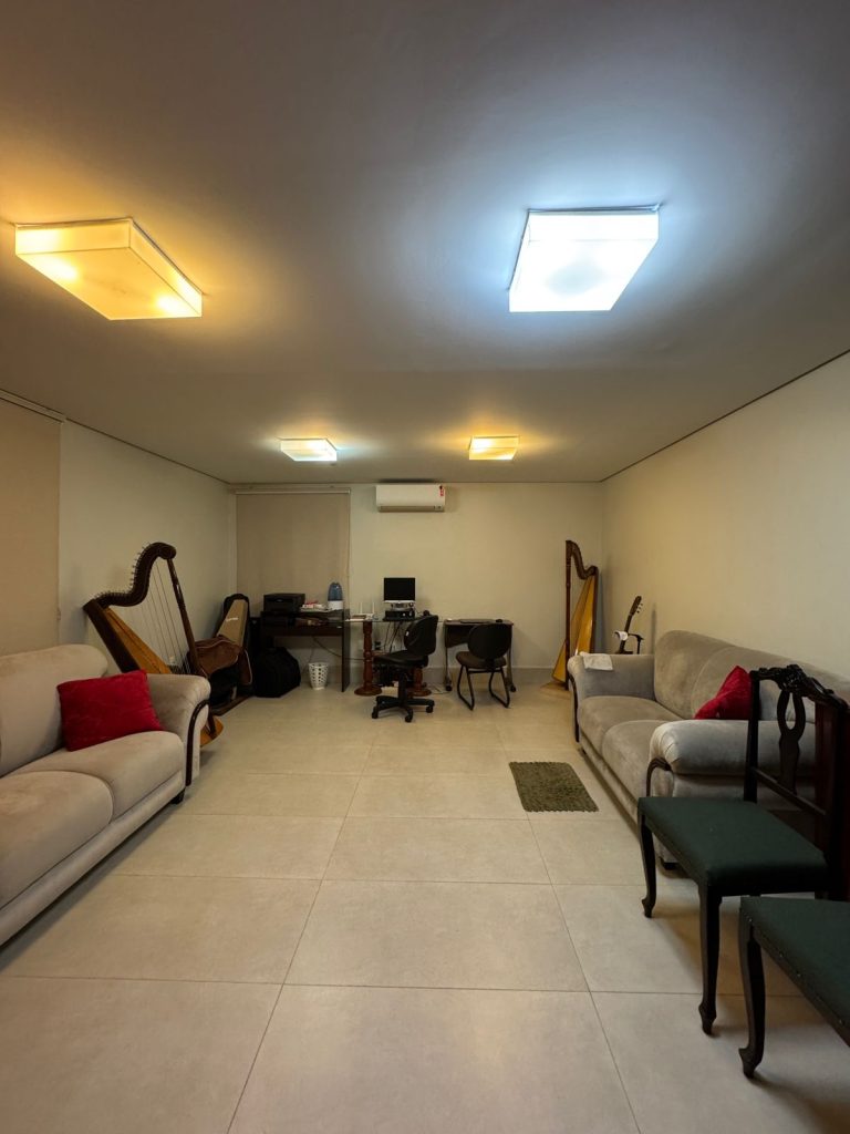 Casa no condomínio - Florais dos lagos (14)