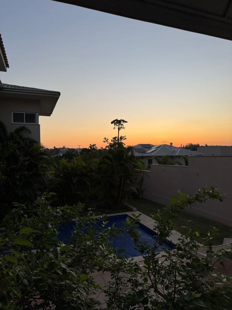 Casa no condomínio - Florais dos lagos (23)