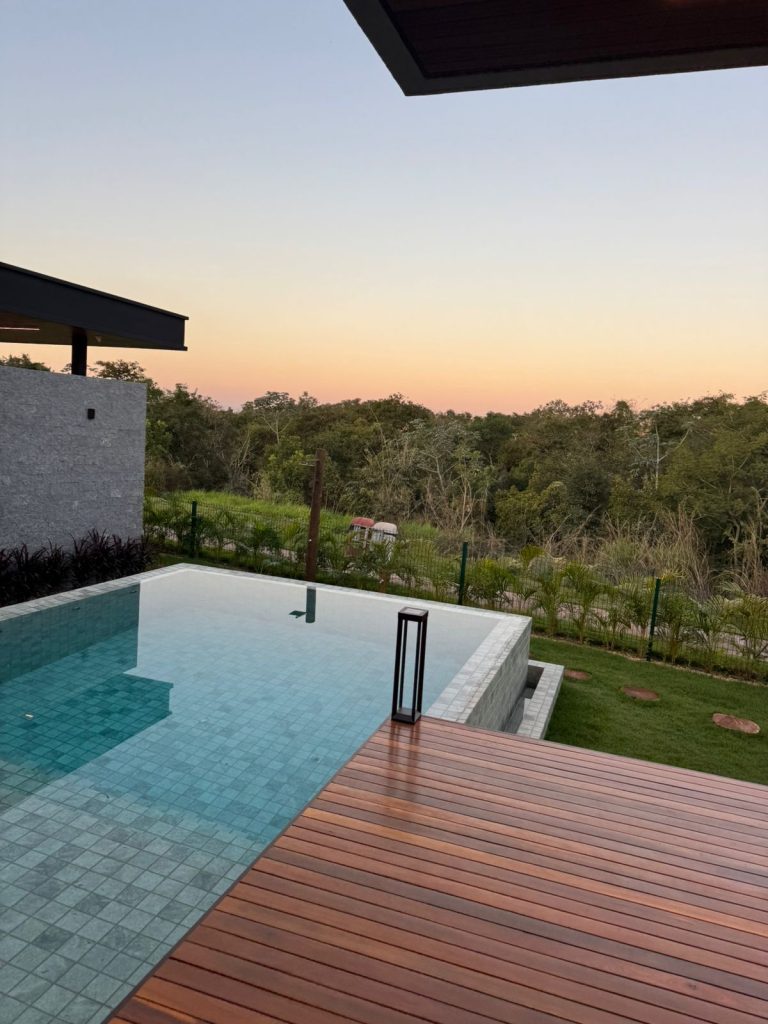 Casa no condomínio florais da Mata - Patio (10)