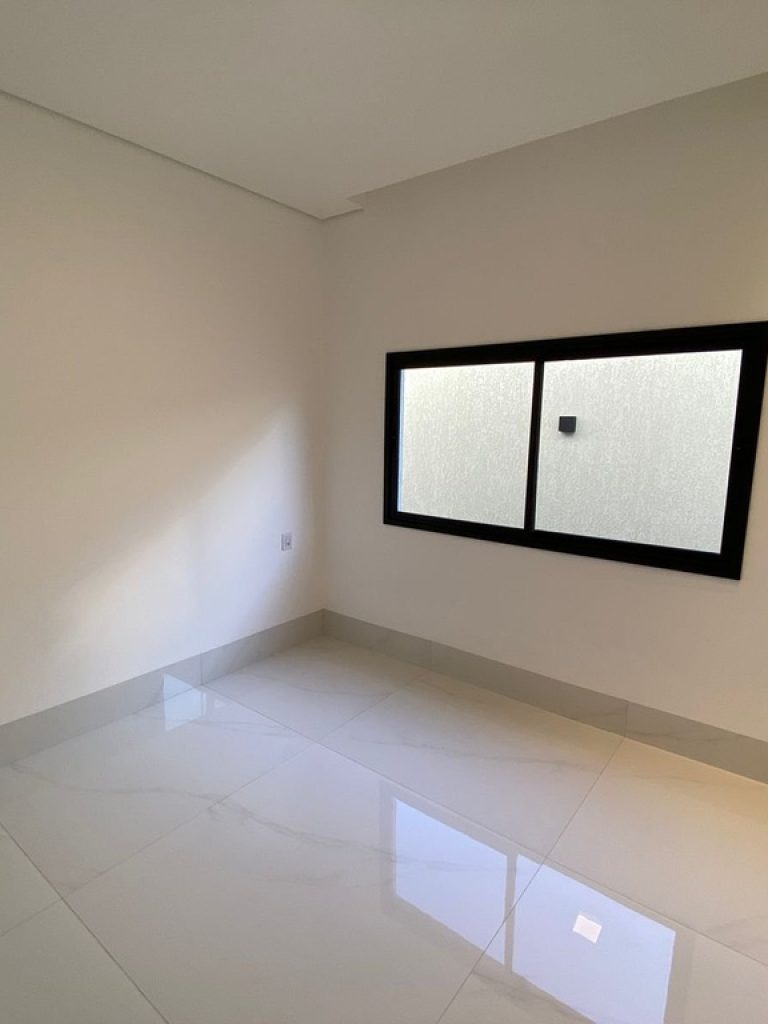 WhatsApp Image 2025-01-08 at 16.45.47 (4)