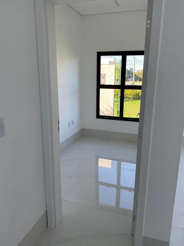 WhatsApp Image 2025-01-08 at 16.45.49 (1)