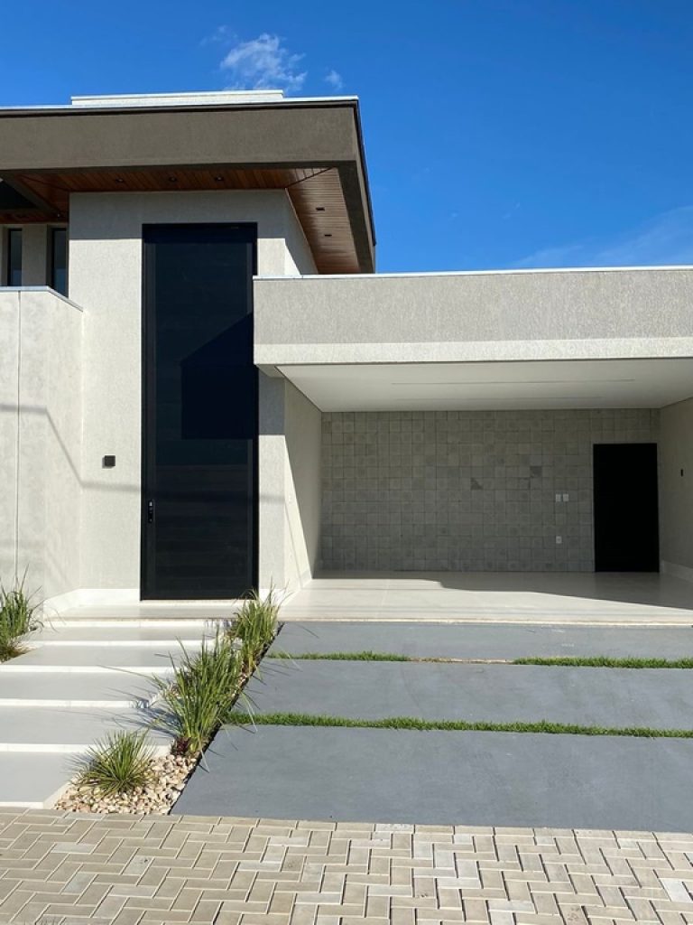 WhatsApp Image 2025-01-08 at 16.45.49 (2)