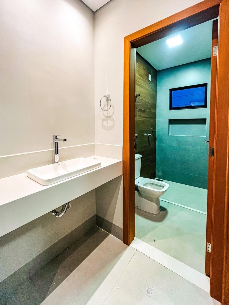 WhatsApp Image 2025-01-08 at 17.12.29 (2)