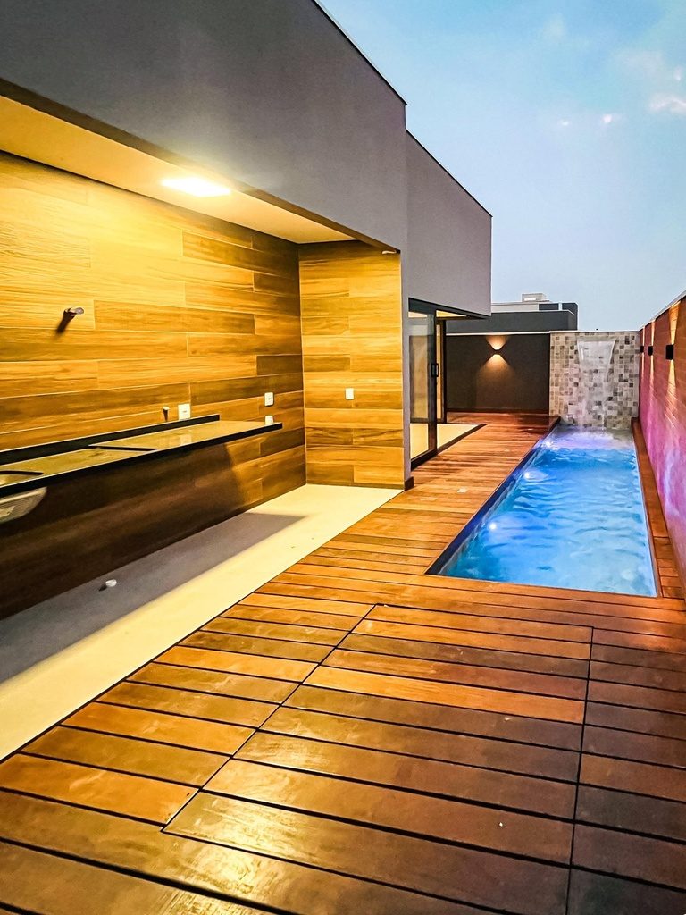 WhatsApp Image 2025-01-08 at 17.12.30 (1)