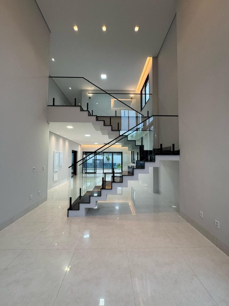 WhatsApp Image 2025-04-30 at 14.30.43 (3)