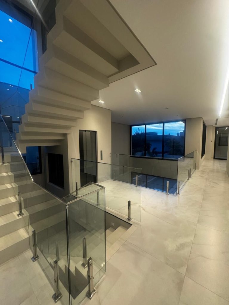 WhatsApp Image 2025-04-30 at 15.03.38