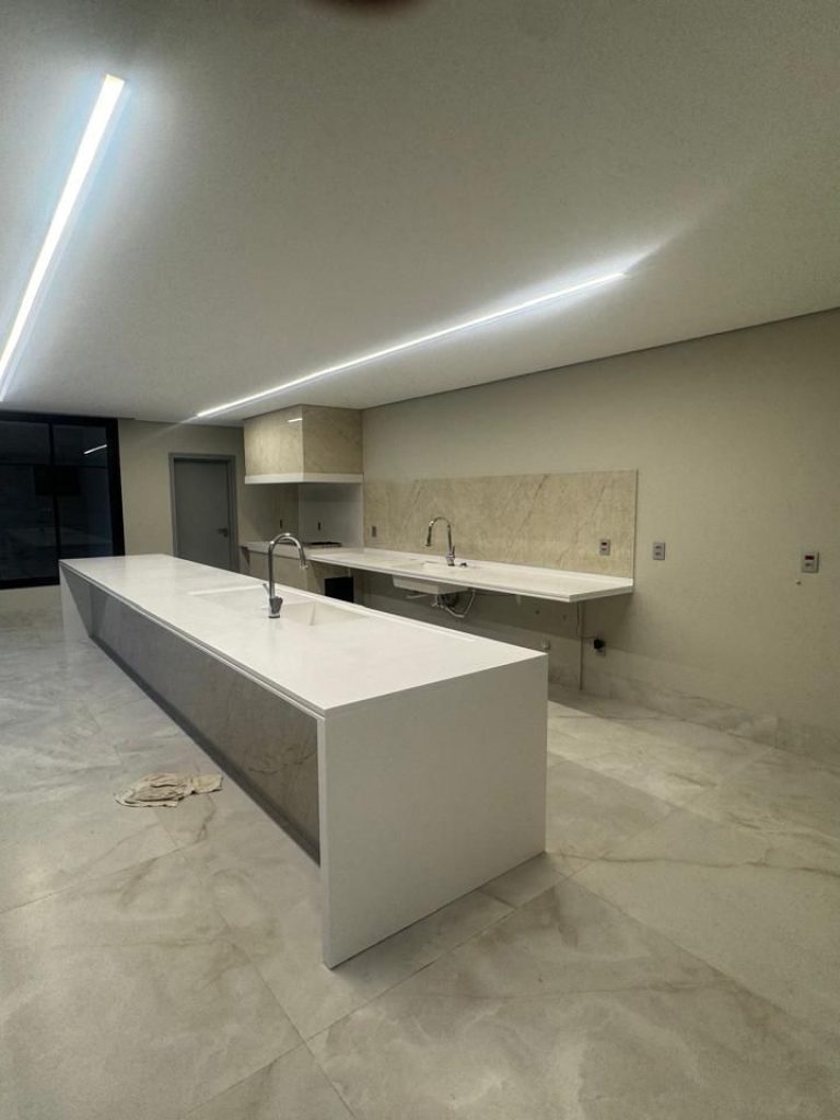 WhatsApp Image 2025-04-30 at 15.03.45