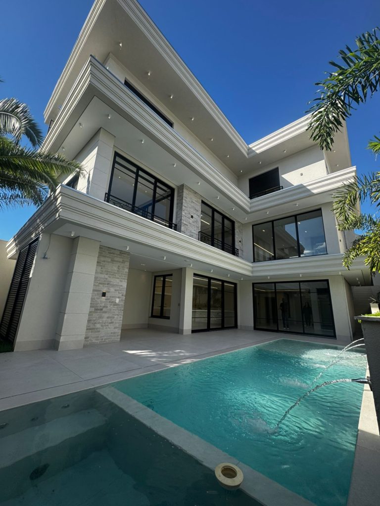 WhatsApp Image 2025-04-30 at 15.46.32 (2)