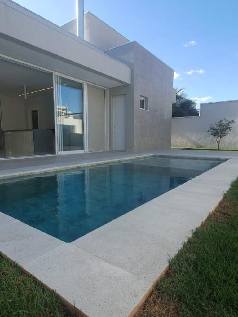 WhatsApp Image 2025-05-02 at 10.33.07 (2)