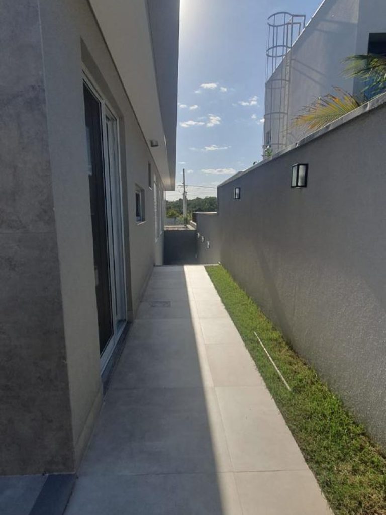 WhatsApp Image 2025-05-02 at 10.33.08 (2)