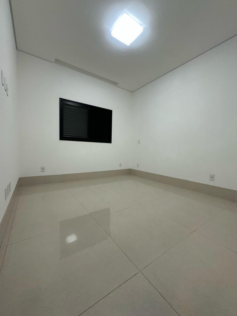 WhatsApp Image 2025-05-02 at 11.20.44 (2)