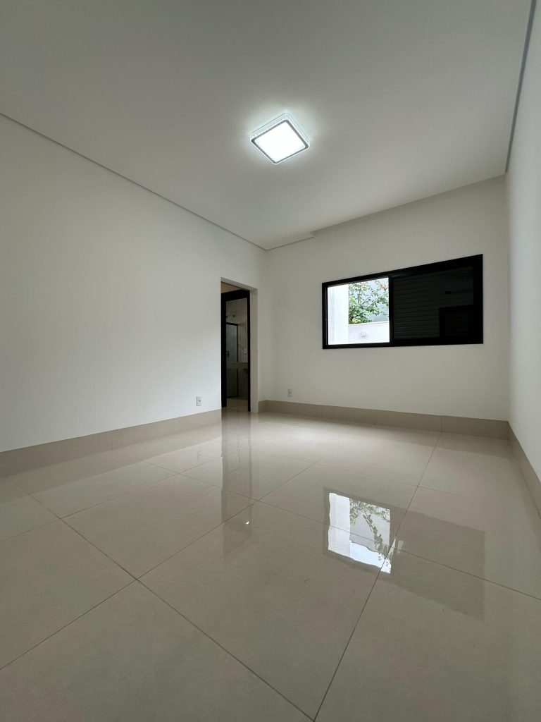 WhatsApp Image 2025-05-02 at 11.20.44