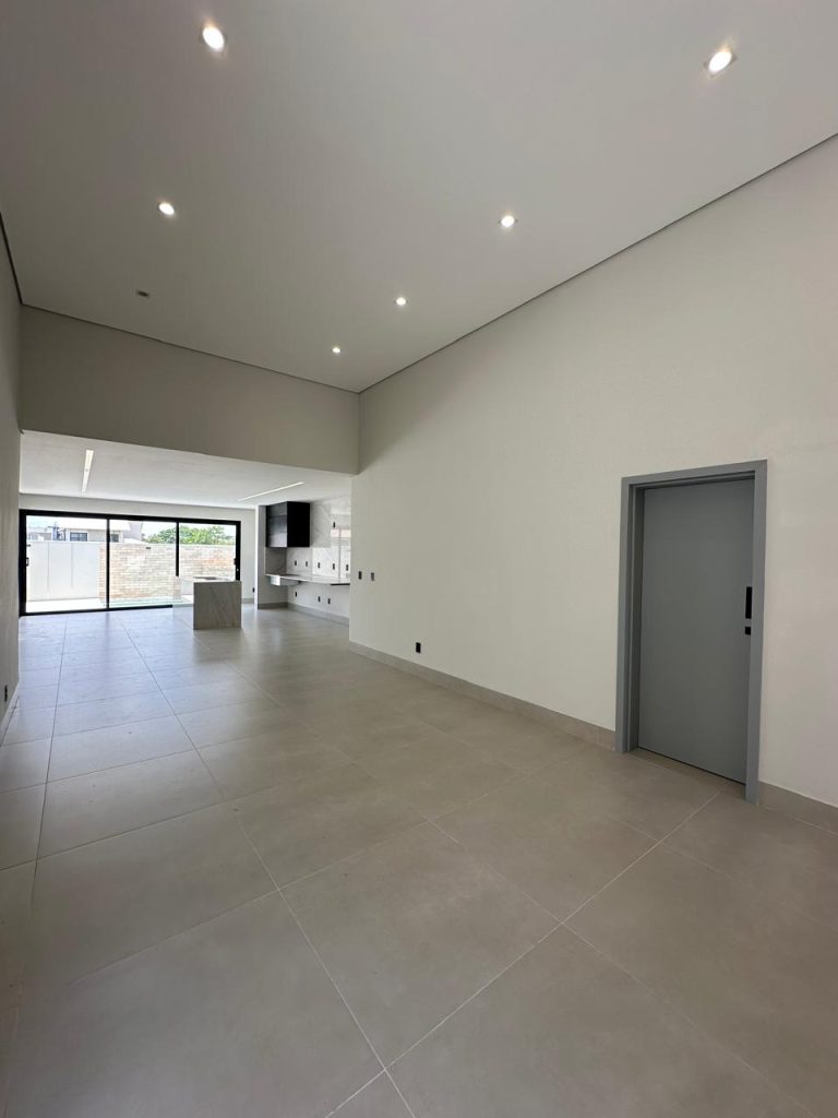 WhatsApp Image 2025-05-02 at 12.39.15