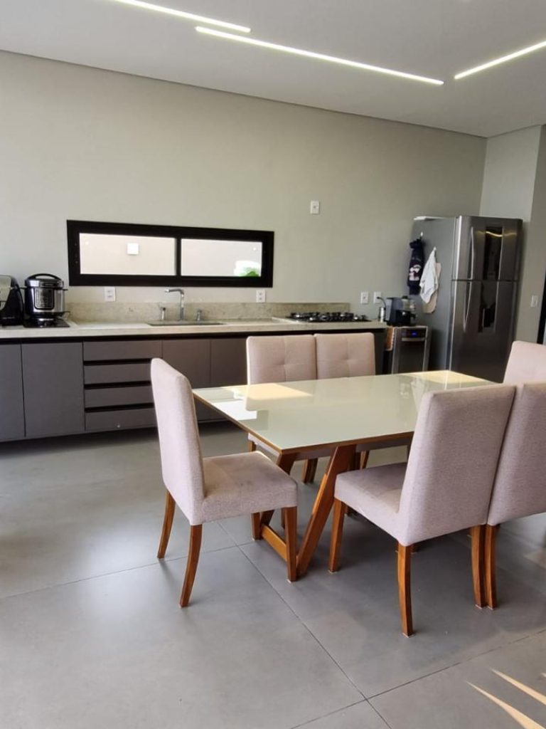 WhatsApp Image 2025-05-05 at 11.37.10 (1)