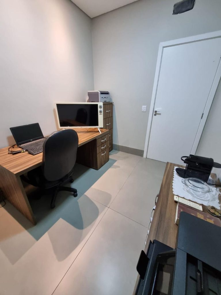 WhatsApp Image 2025-05-05 at 11.37.12 (4)