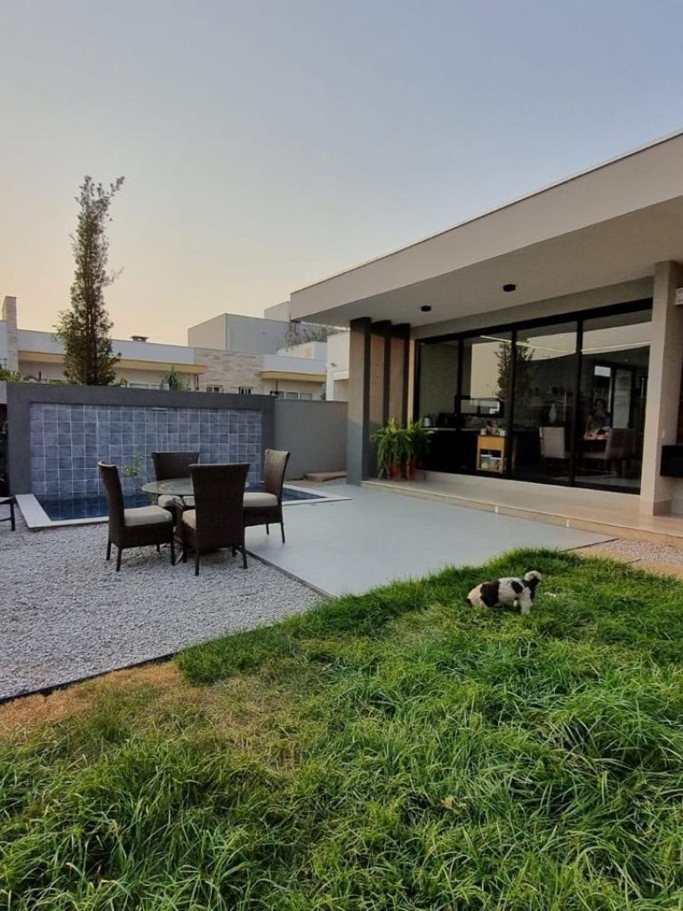 WhatsApp Image 2025-05-05 at 11.37.13 (4)