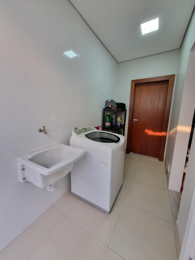 WhatsApp Image 2025-05-05 at 11.37.13