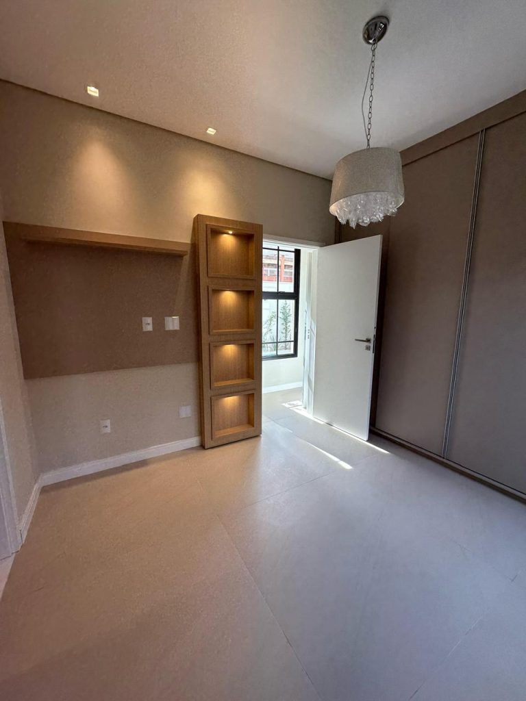 WhatsApp Image 2025-05-05 at 15.23.23 (3)