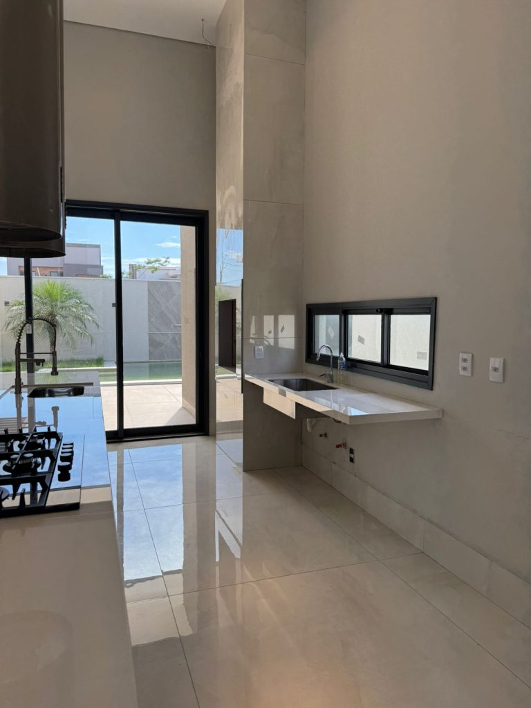 WhatsApp Image 2025-05-06 at 14.07.33 (1)