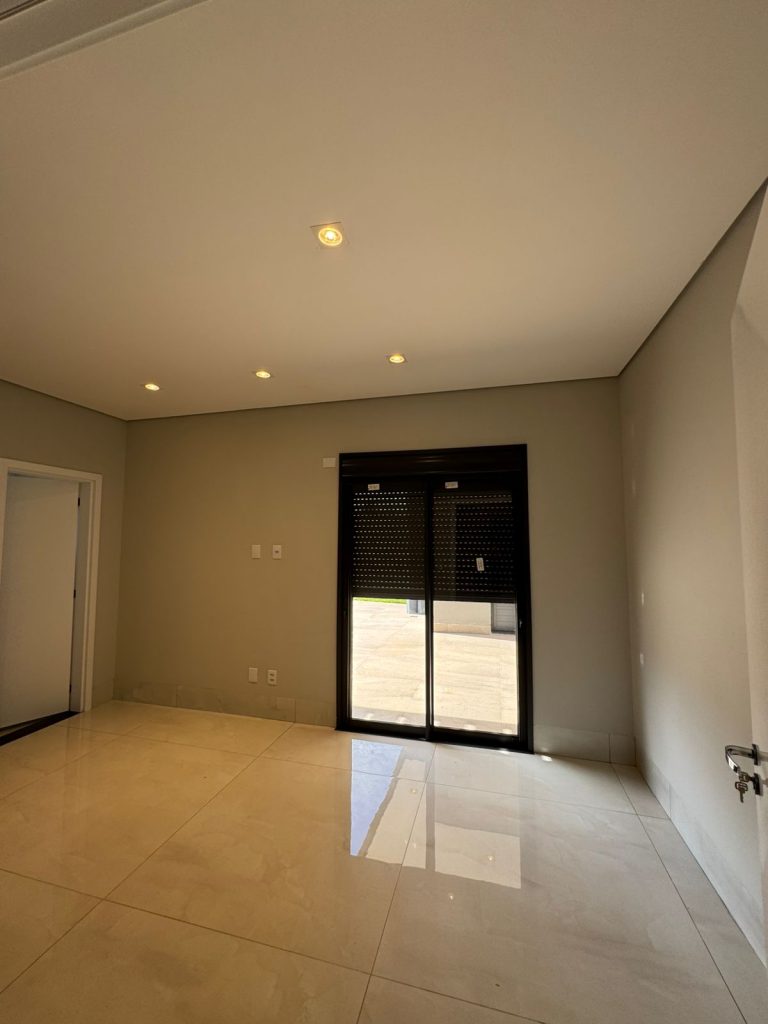 WhatsApp Image 2025-05-06 at 14.07.34 (4)