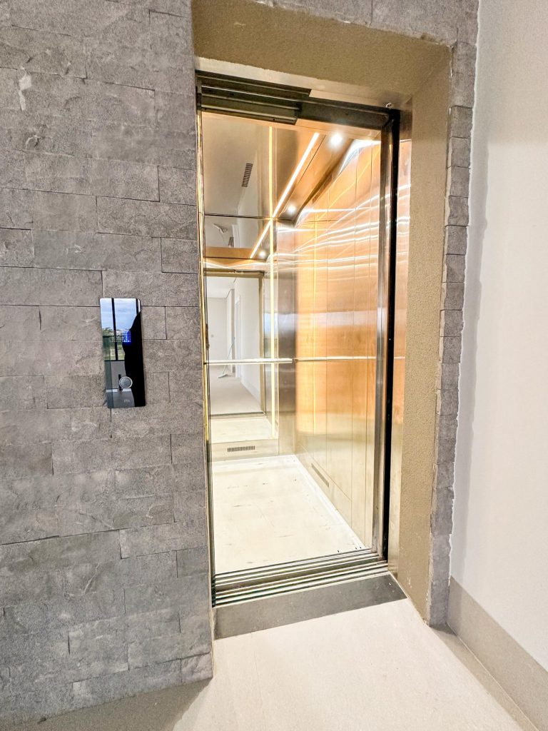 WhatsApp Image 2025-05-14 at 14.44.06 (5)