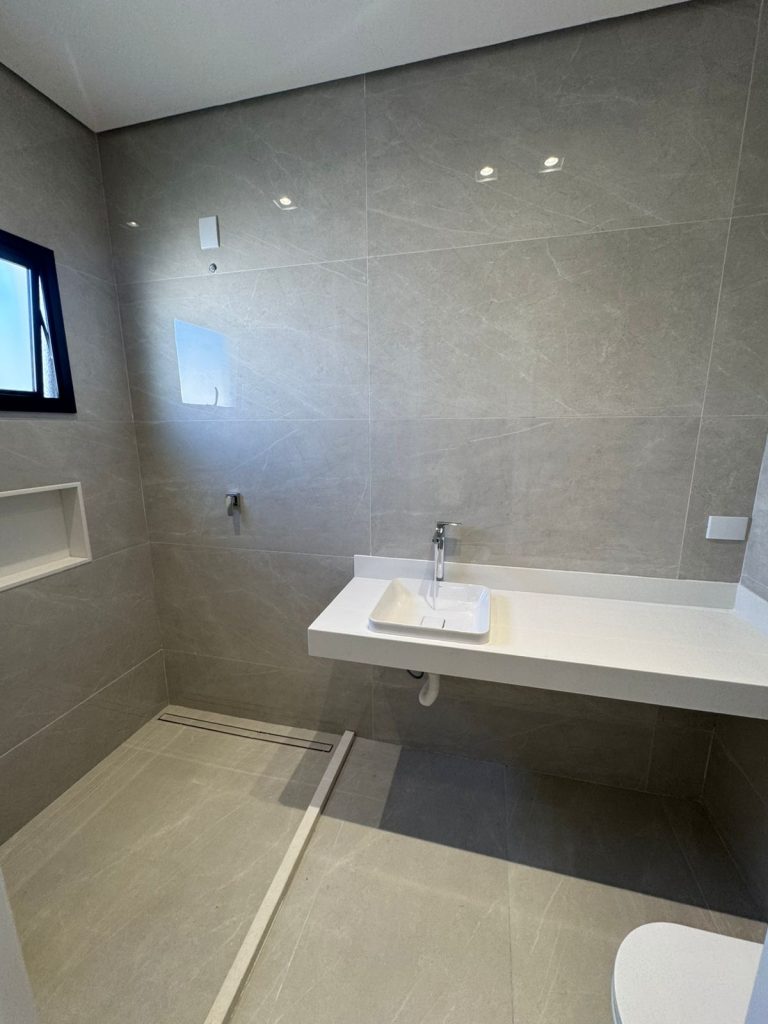 WhatsApp Image 2025-05-22 at 09.20.23