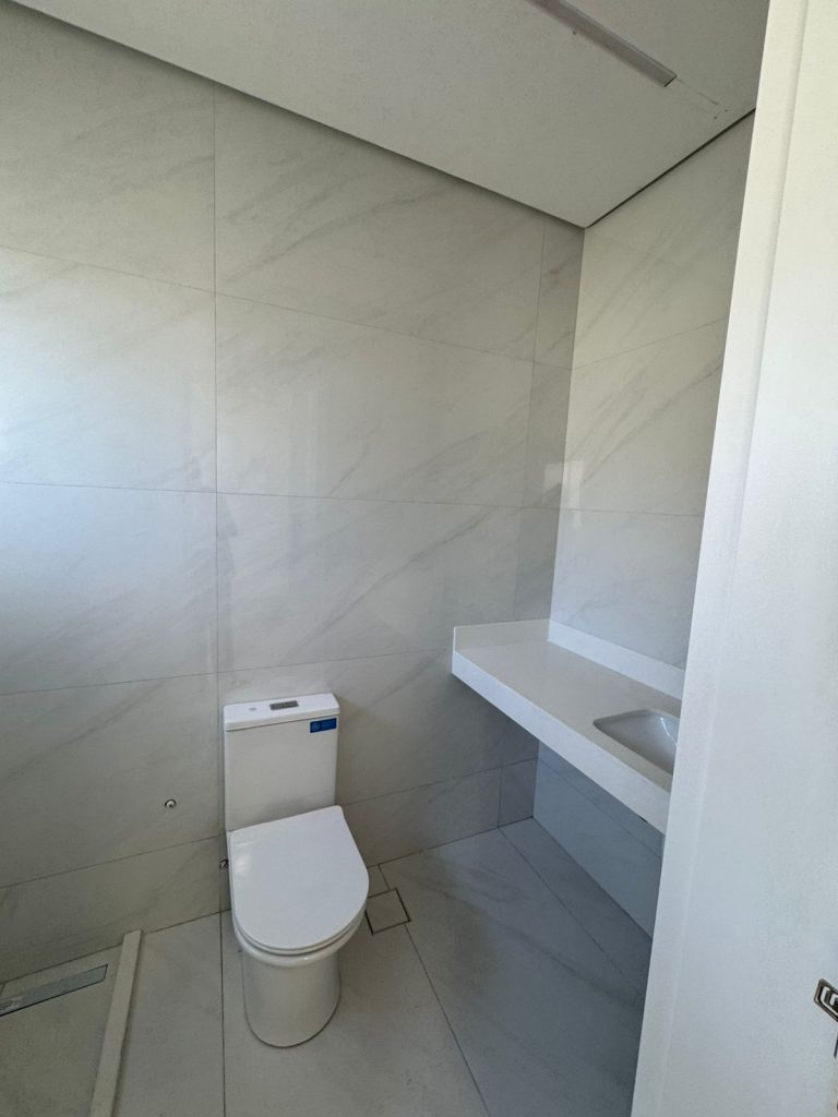 WhatsApp Image 2025-05-22 at 09.20.25 (1)