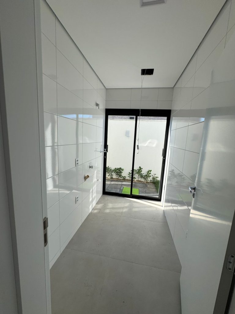 WhatsApp Image 2025-05-22 at 09.20.26 (1)