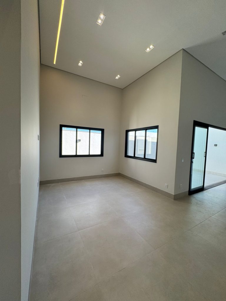 WhatsApp Image 2025-05-22 at 09.20.26 (3)