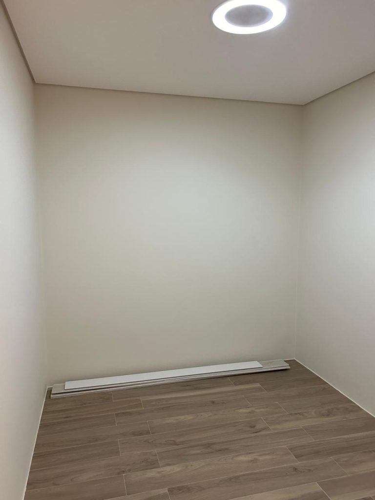 WhatsApp Image 2025-05-23 at 10.48.00 (2)