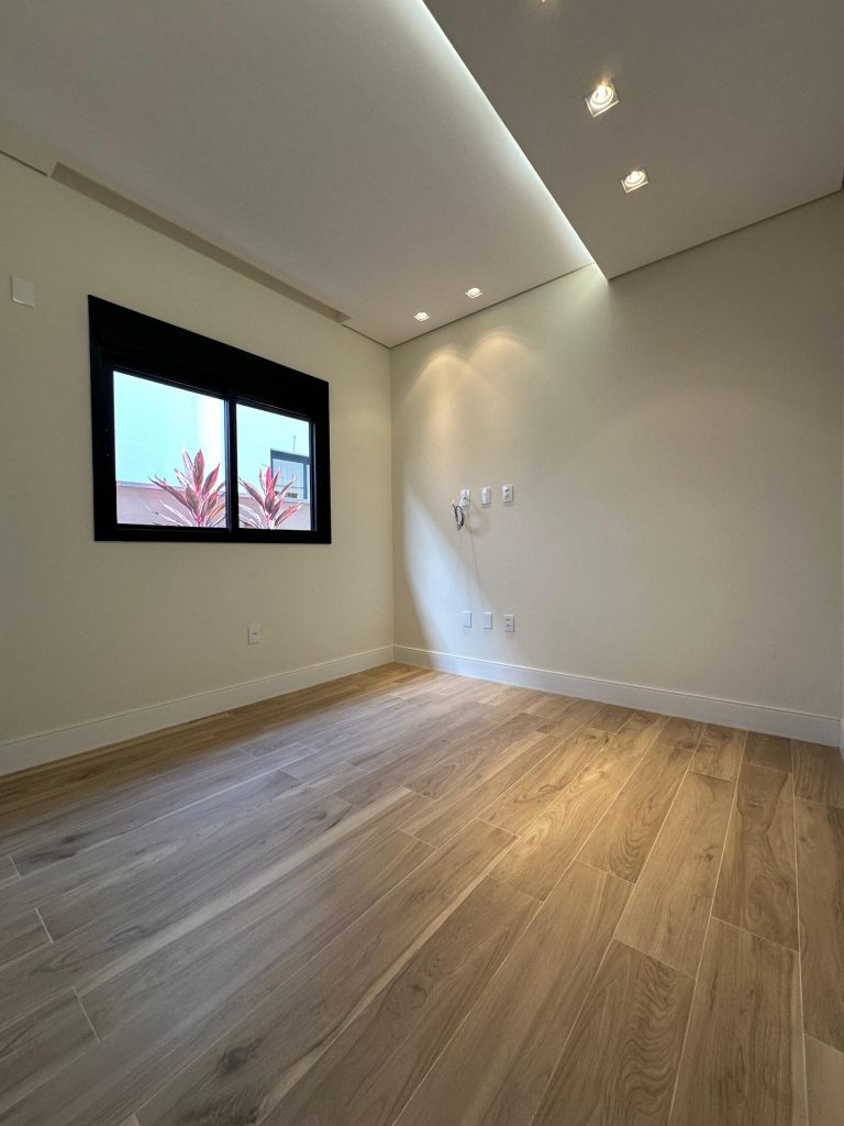 WhatsApp Image 2025-05-23 at 10.48.30 (3)