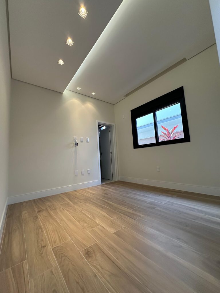 WhatsApp Image 2025-05-23 at 10.48.31